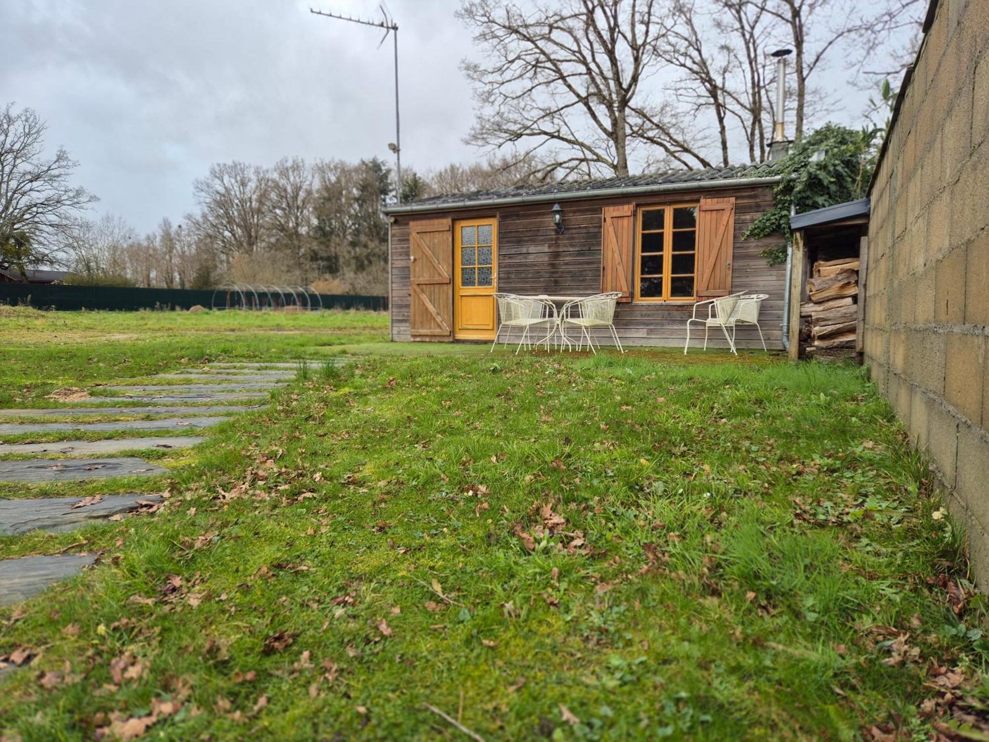 La Maison Dans Les Bois Soucelles Dış mekan fotoğraf