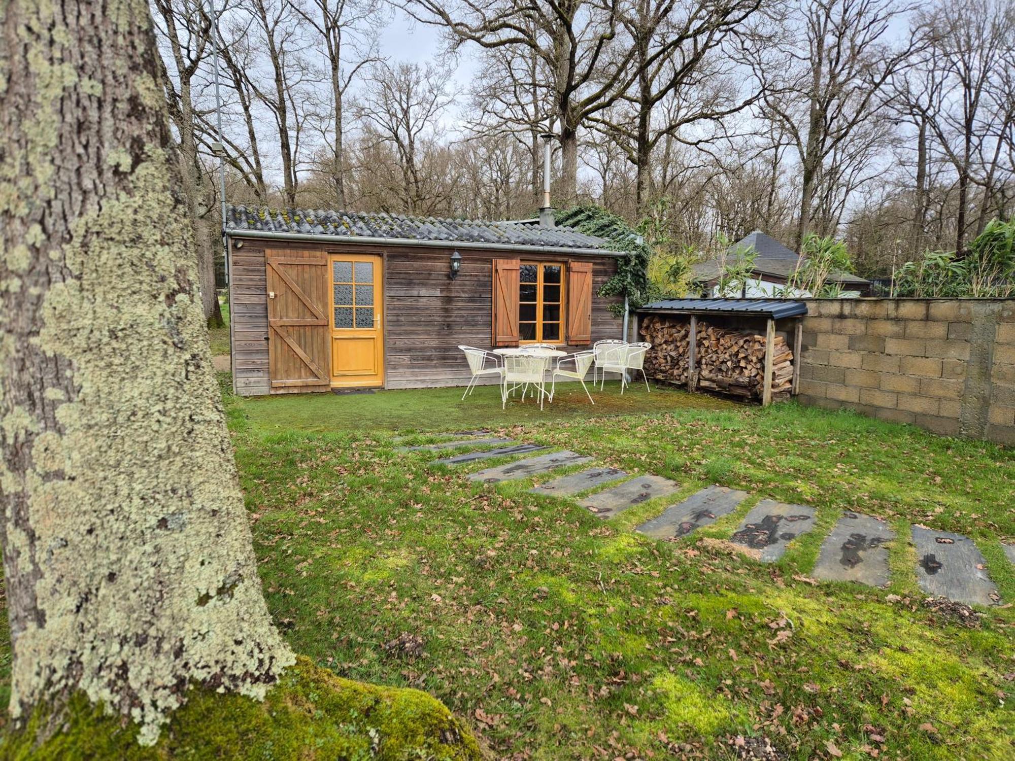 La Maison Dans Les Bois Soucelles Dış mekan fotoğraf